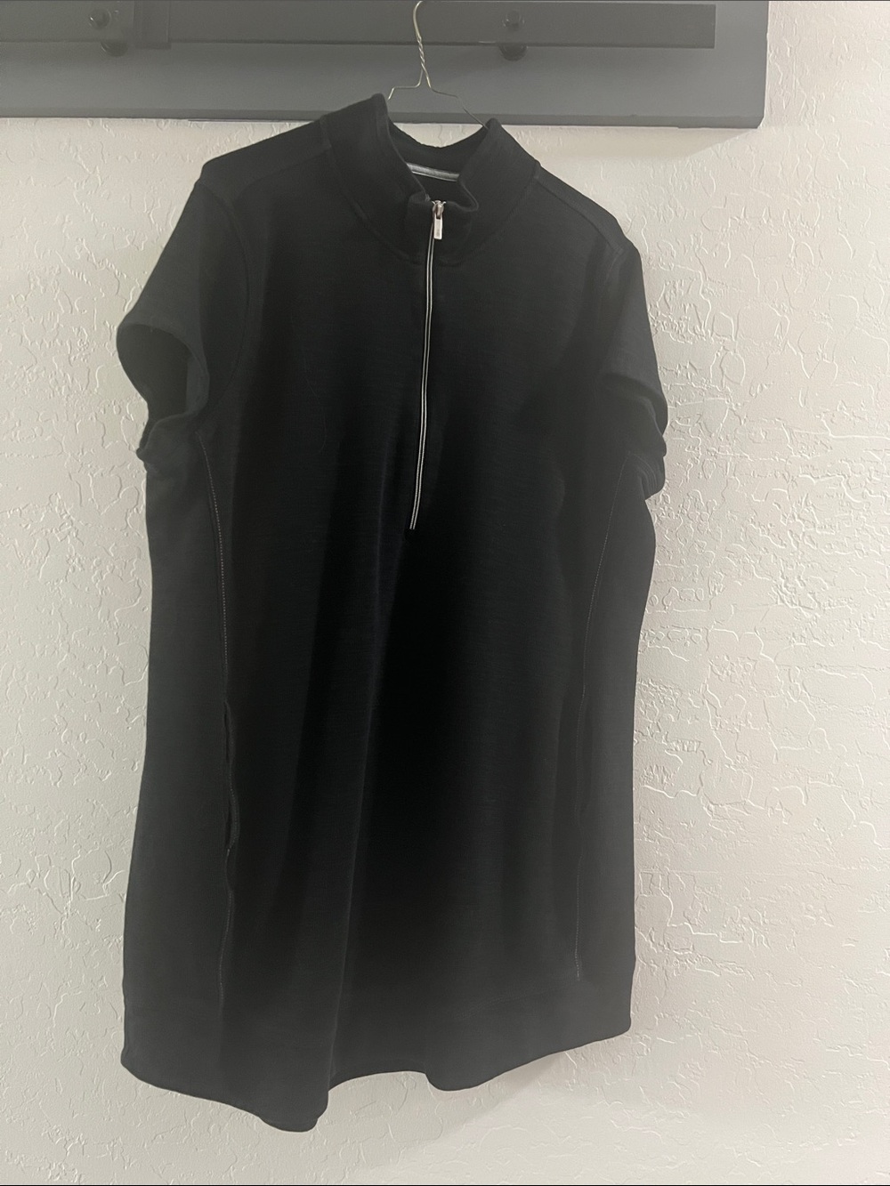 Tommy Bahama Black Short Sleeve Zip-Front Dress